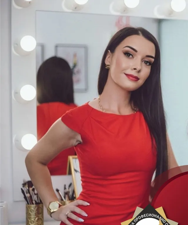 Алекс Каменова, Професионален грим в София