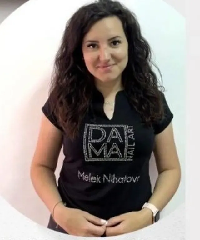Мелек Нихатова, Маникюр, педикюр и ноктопластика в Търговище